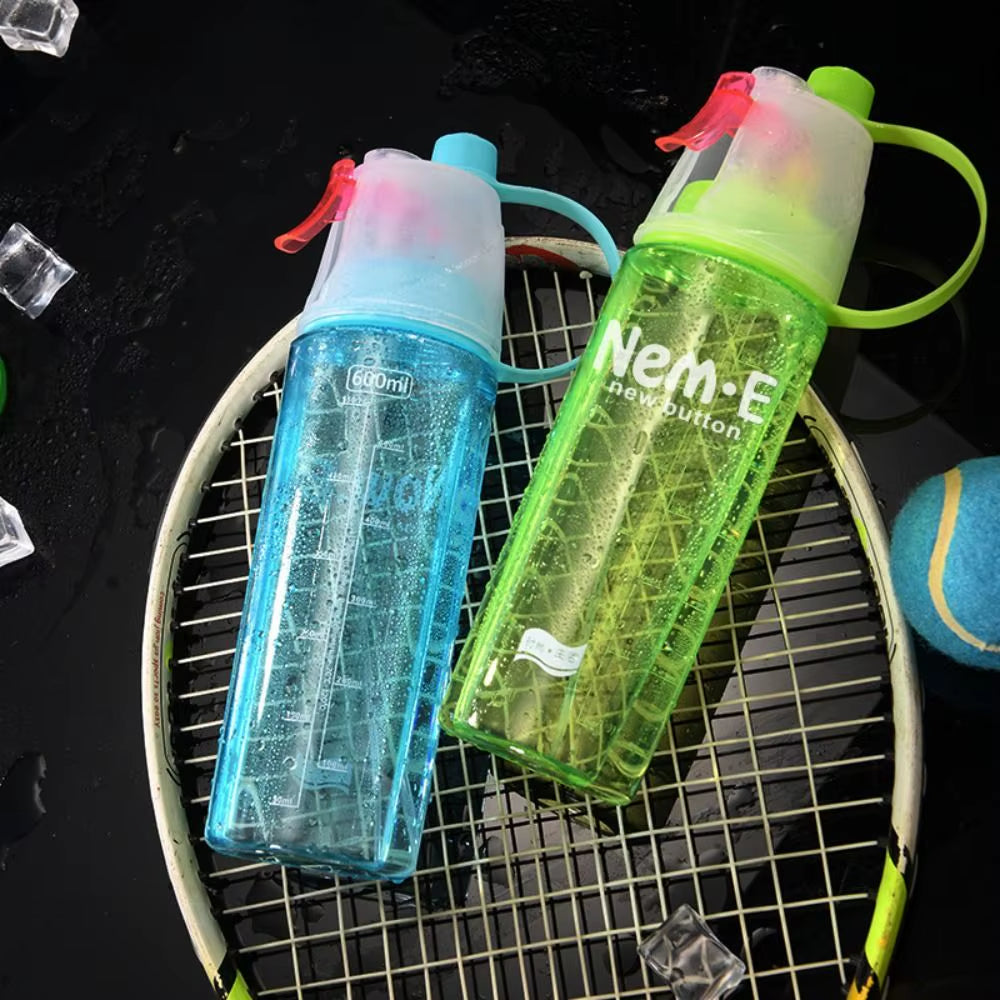 Creative with Straw Water Bottle Spray Drinkware Drink Spray Cup Leak Proof Plastic Spray Water Bottle Outdoor Sports